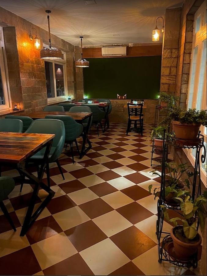 Yashmay Villa Club & Resort Gonda エクステリア 写真