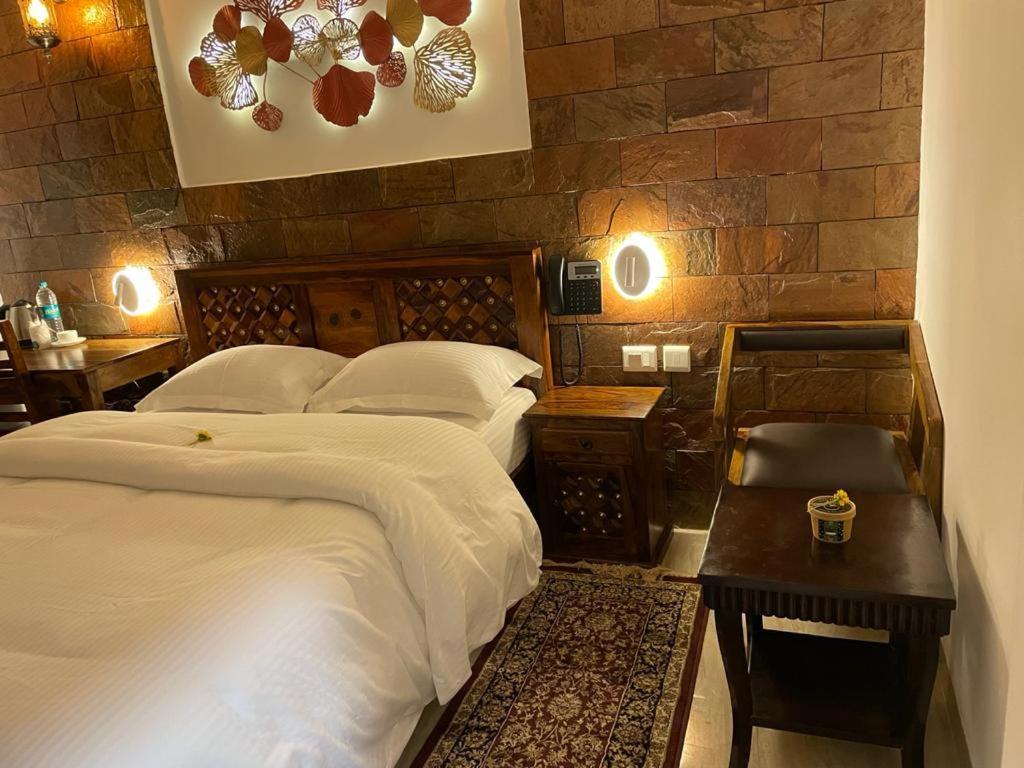 Yashmay Villa Club & Resort Gonda エクステリア 写真